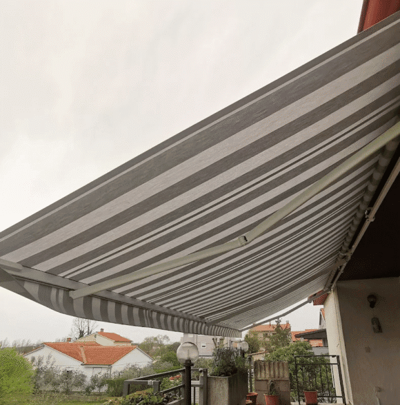 Izrada i montaža tendi, pergola i nadstrešnica Poreč