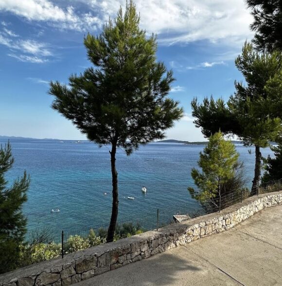 Mobilne kućice i najam bungalova Pelješac