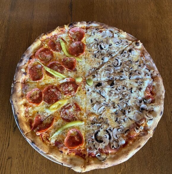 Sve vrste pizza i restoran u Karlovcu