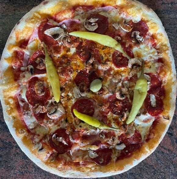 Sve vrste pizza i restoran u Karlovcu