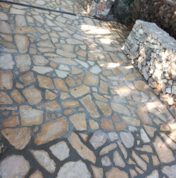 Popločavanje i adaptacije, Rovinj