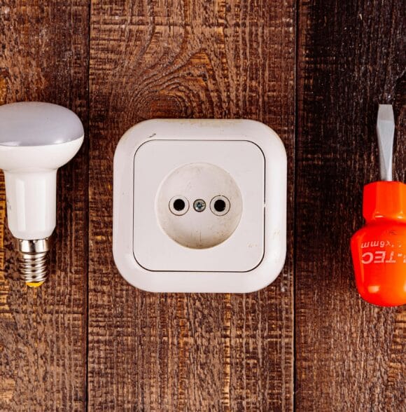 Elektroinstalacije jake i slabe struje Pašman