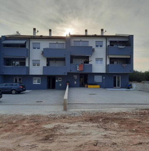 Izgradnja objekata od temelja do krova Pula