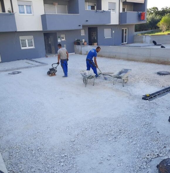 Izgradnja objekata od temelja do krova Pula