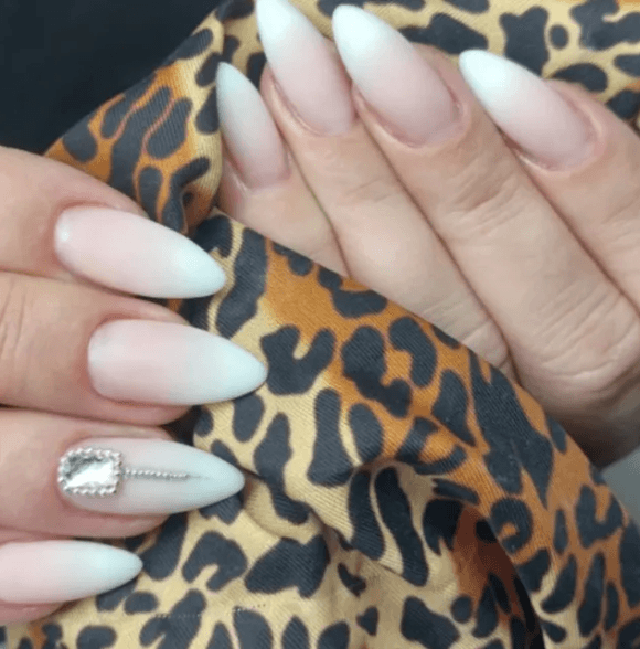 Ugradnja noktiju i trepavica Sesvete