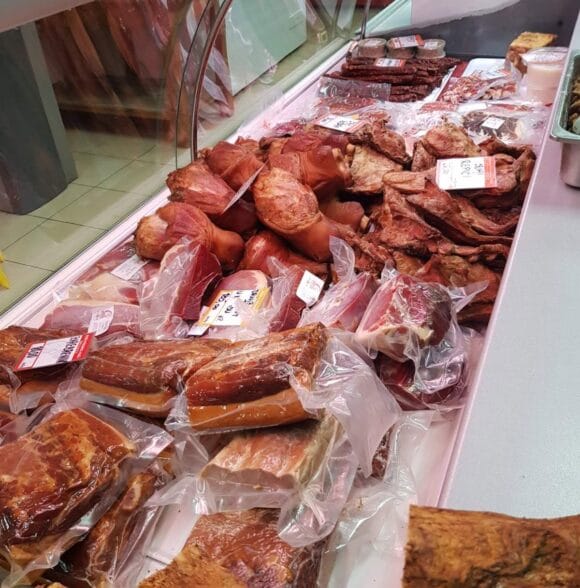 Odojak i janjetina s ražnja Viškovo