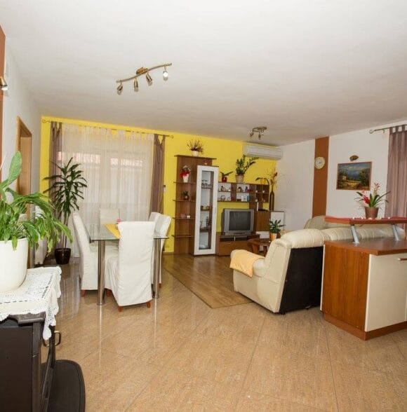 Iznajmljivanje apartmana Lopar